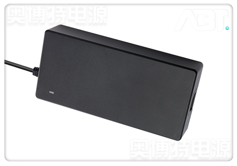 24V6.33A桌面式電源适配器