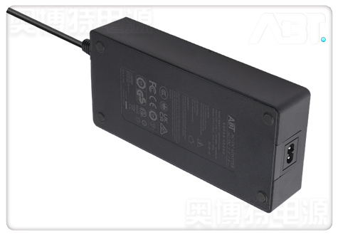 24V6.33A桌面式電源适配器